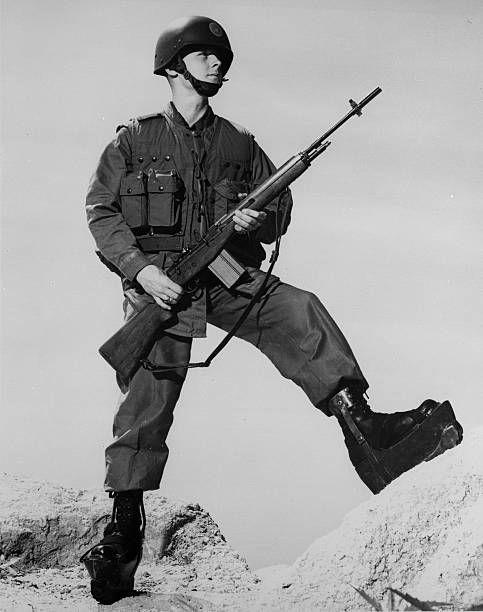 铠甲怎么进化成防弹衣美军发明奇葩鞋对付越南竹签陷阱