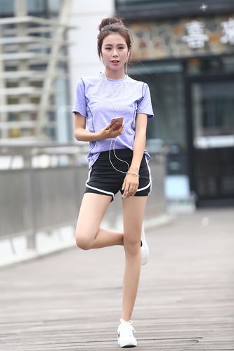 韩版夏季新款专业瑜伽健身房运动跑步拼色热身速干显瘦短裤女批发