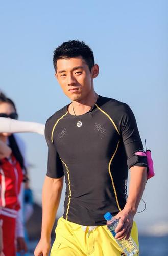 中国乒乓球队总教练刘国梁爆料张继科快结婚了 他女朋友长啥样?
