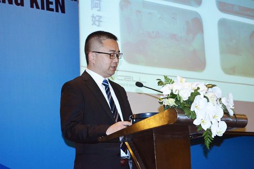 杨勇智在研讨会上介绍中越合作新机遇研讨会上,越南光伏科技有限公司