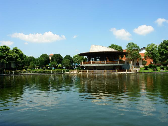 长沙千龙湖生态旅游度假有限公司
