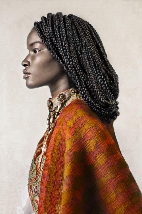 那些移民欧洲的非洲人:穿着非洲传统服饰如此华贵