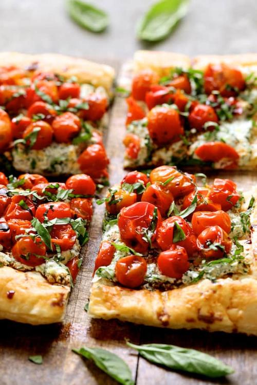 roasted cherry tomato tart with herbed ricotta