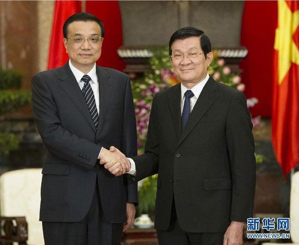 2012年11月15日,中国共产党第十八届中央委员会第一次全体会议选举