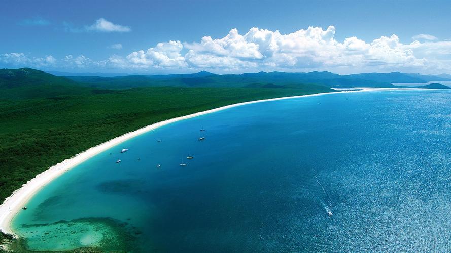 美丽的海岸沙滩,碧蓝的海水,船,澳大利亚 壁纸 下载 1920x1080 全高清