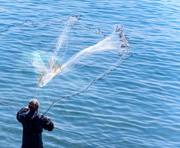 厂家批发第三代美式手抛网渔网捕鱼网轮胎线鱼网渔具易抛撒网漩网