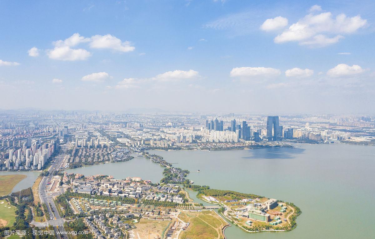 鸟瞰苏州金鸡湖城市风光全景图