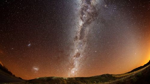 阿根廷 银河系 恒星 麦哲伦星云4k高端电脑桌面壁纸
