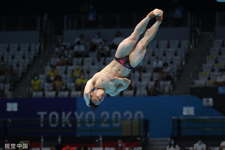 北京时间8月3日消息,东京奥运会跳水项目在东京水上运动中心展开第九