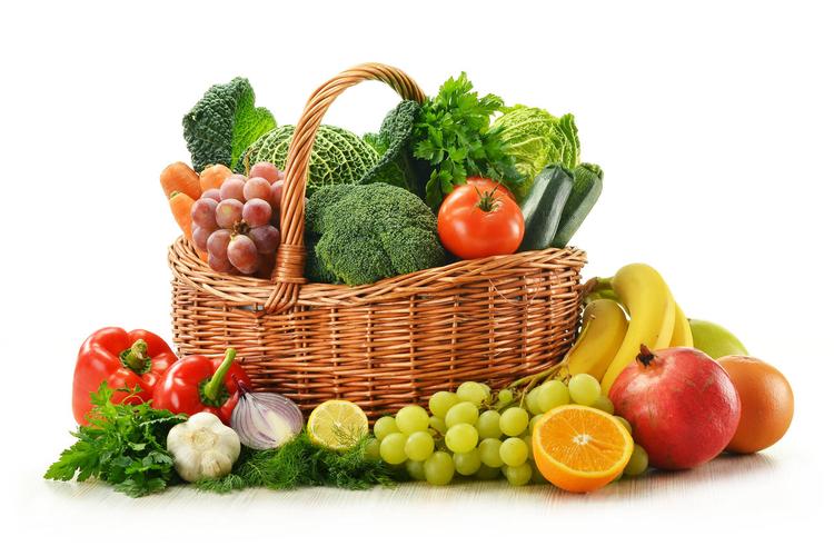 西兰花背景图片市场陈列的新鲜有机蔬菜和水果白底黄色有机蔬菜剥开的