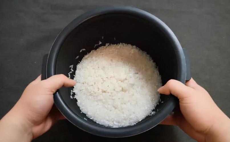 蒸米饭的比例详解(蒸米饭的6个步骤) - 免费seo诊断咨询_【seo顾问提