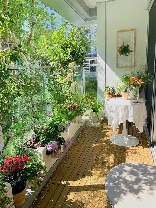 把阳台打造成可爱的小花园