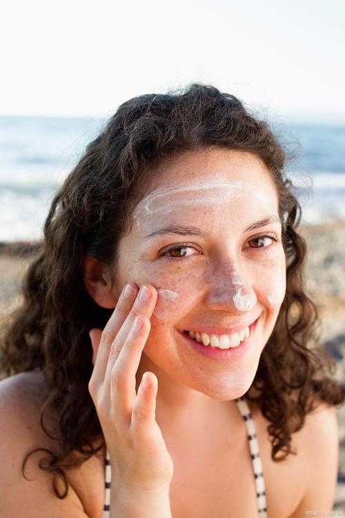 一个护肤季节,因为阳光,汗水和痘痘的困扰使得大多数人的皮肤受到影响
