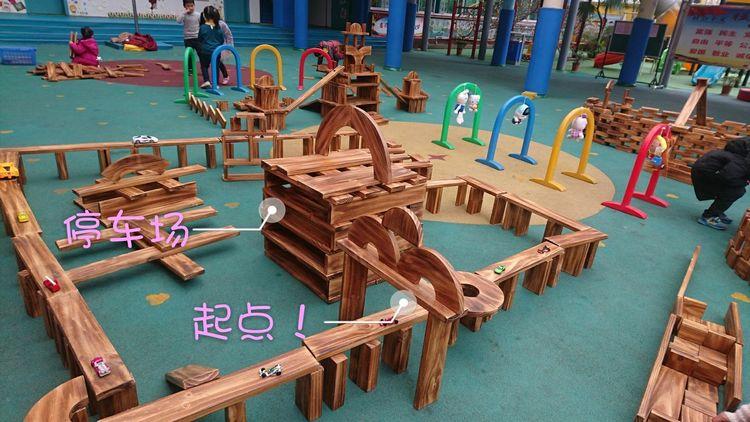 欢乐儿童乐园———萍乡三园大班清水积木建构活动之二