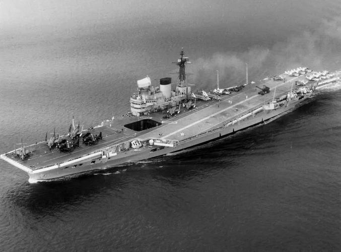 落日也有三分光:二战后的英国航母技术革新