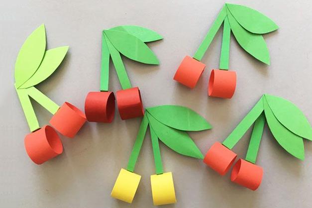 幼儿手工制作水果卡纸简单拼贴画樱桃步骤图解
