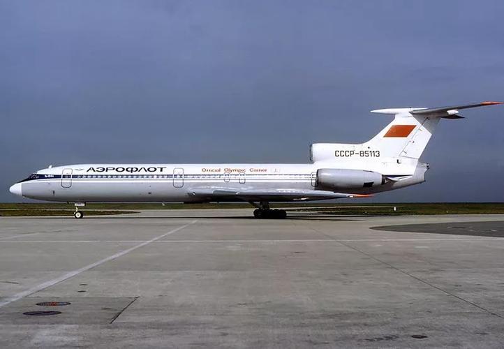 图-154,苏联客机的光荣与悲伤 苏联民航新旗舰,伊尔-62远程客机