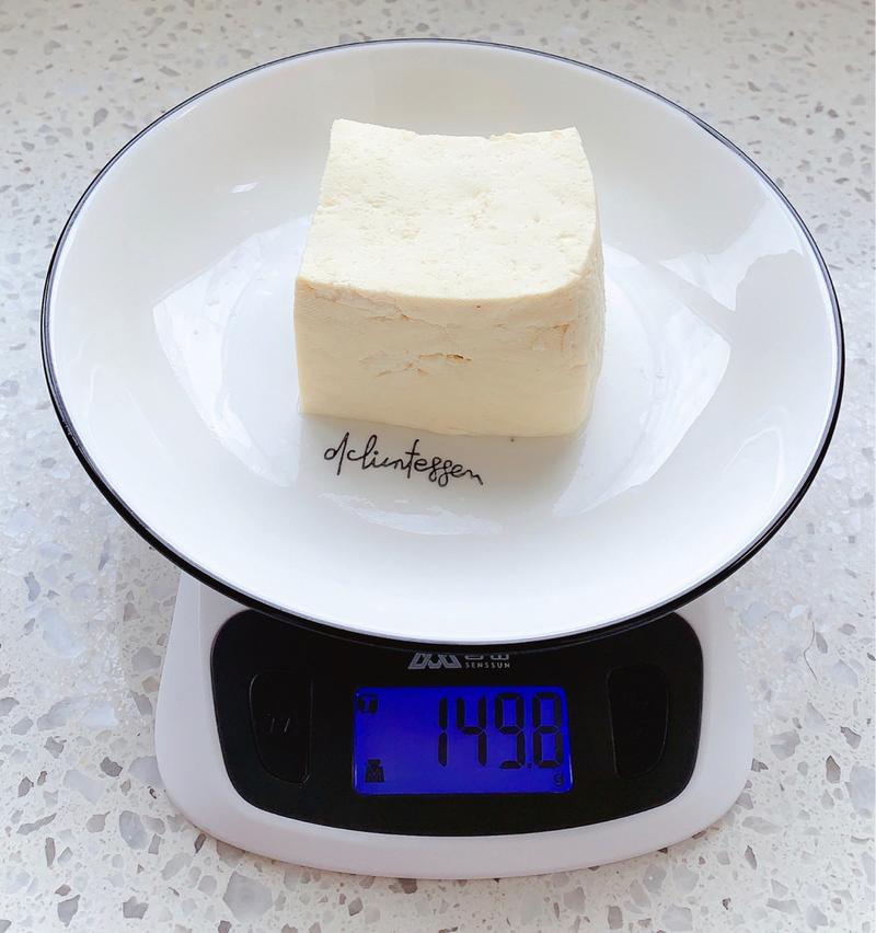 豆腐热量测评 8715100g热量为116千卡(北豆腐) (图中150g热量为