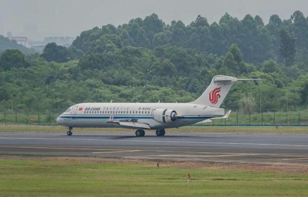 国产飞机迎来新里程碑:中国商飞arj21飞机载客突破1000万人次|客机|中