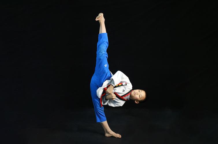 全国冠军—许浩能-黑带学员-天才跆拳道