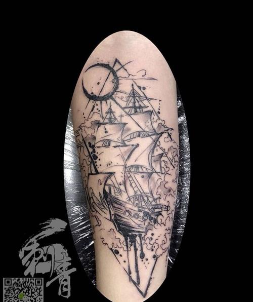 帆船纹身图片_成品手稿手臂欧美传统清新静物几何纹身图案
