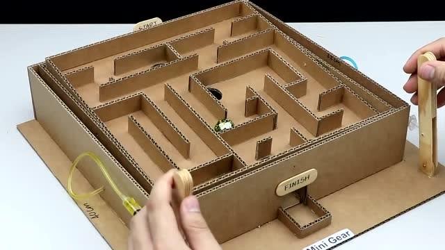手工diy 制作有趣的小球迷宫游戏