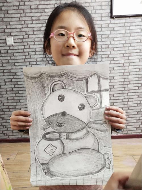 【一诺书画】龙泉西校二年级卡通素描:熊大