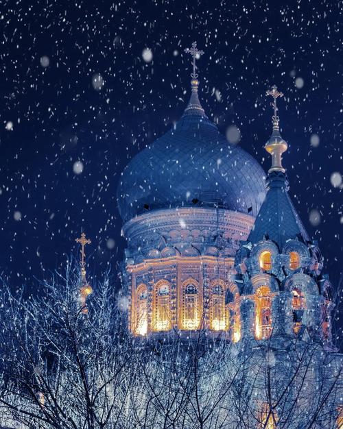金猫榜下雪后的哈尔滨犹如霍尔沃兹的魔法城堡是童话走进现实的样子