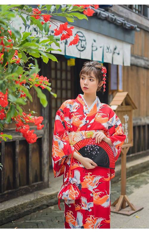 新款和服女正装樱花日本二次元日系月下大红仙鹤女士改良浴衣复古摄影