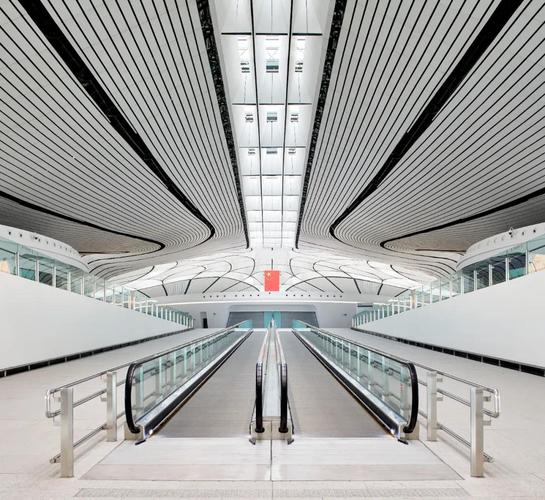扎哈事务所设计的北京大兴国际机场获sbid国际设计大奖