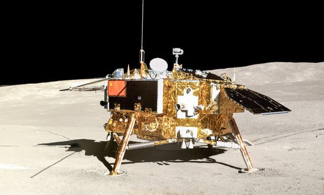 "嫦娥四号"登月探测器,由"玉兔二号"月球车拍摄,图片来源:wikipedia