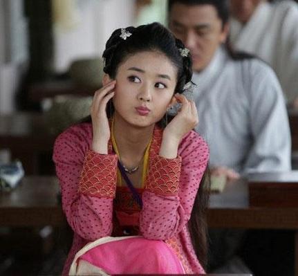 2011年,赵丽颖饰演《新还珠格格》中的晴格格进入大众视野.
