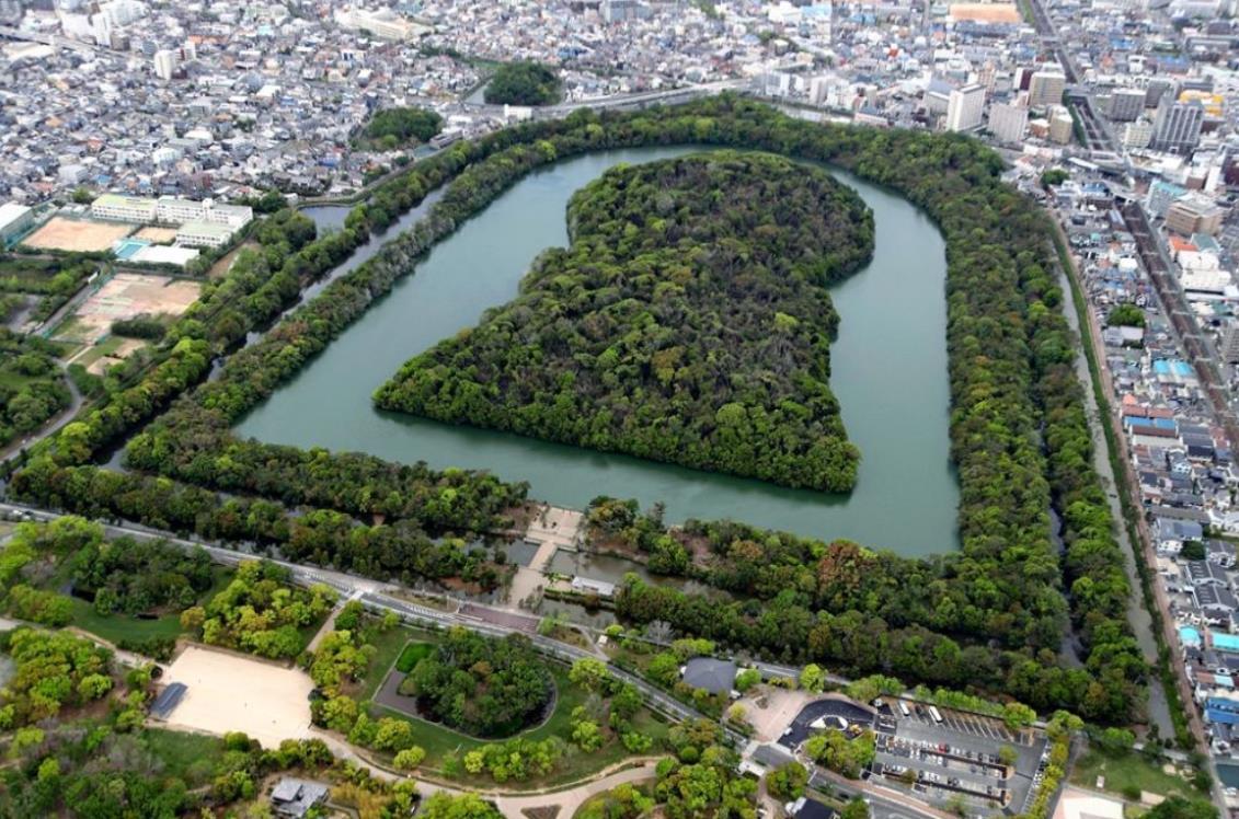 日本仁德天皇陵真比秦始皇陵大?里面到底有没有晋朝文物?