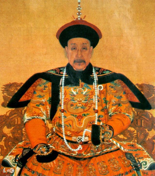 嘉庆皇帝从和珅家中抄出了多少家产?是大清国15年国民总收入!